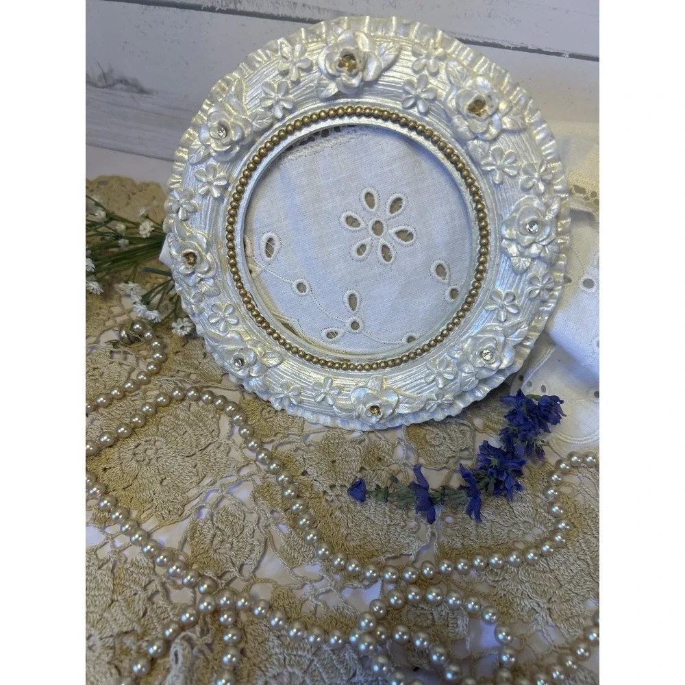 Vtg Style White Floral Round Picture Frame Cottage Decor Rhinestone Gold Accents